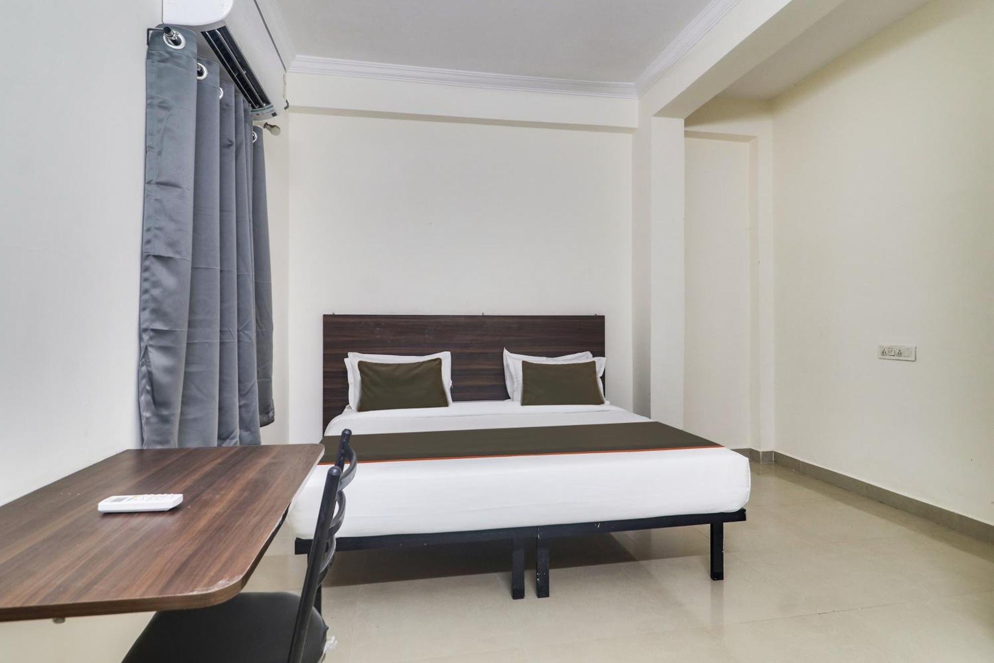 Collection O Sbr Kondapur Near Rto Office Hotel Hyderabad Exterior foto